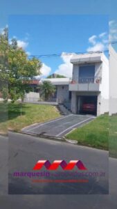 casa e n venta en calle Garrigó