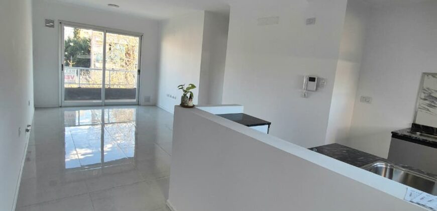 Departamento en venta en zona Shopping Paso del Paraná