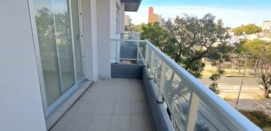 Departamento en venta en zona Shopping Paso del Paraná