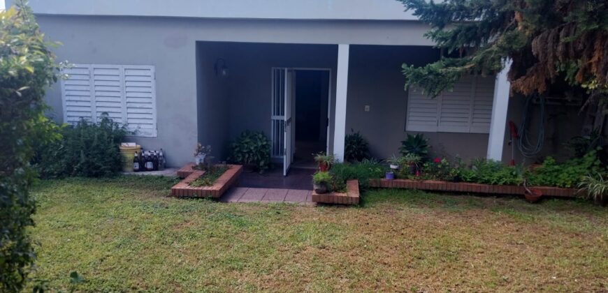Hermosa casa en venta en calle Garrigó