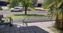 Hermosa casa en venta en calle Garrigó