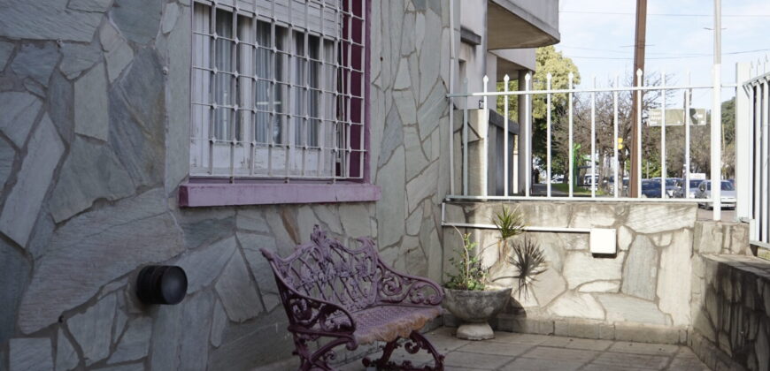 Casa en venta Av. Ramirez, Paraná