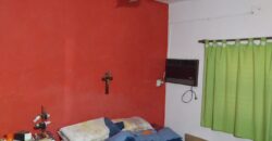 Casa con local en venta en San Benito
