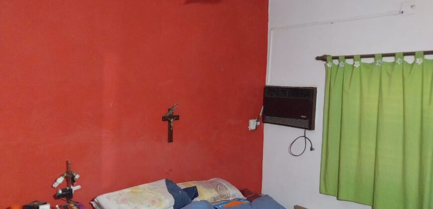 Casa con local en venta en San Benito
