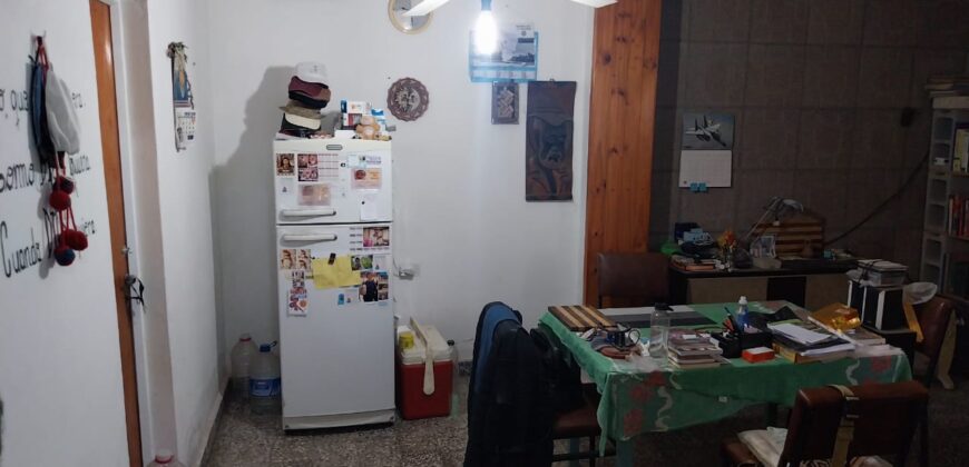 Casa con local en venta en San Benito