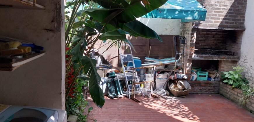 Casa en venta en Paraná en calle Arroyo Cazuelas