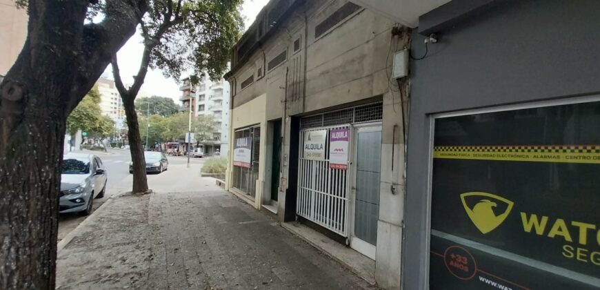 Local comercial en alquiler en Paraná | Calle Echagüe | Con altillo
