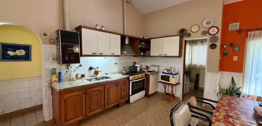 Casa en venta en Barrio Paracao sobre calle Juan Báez