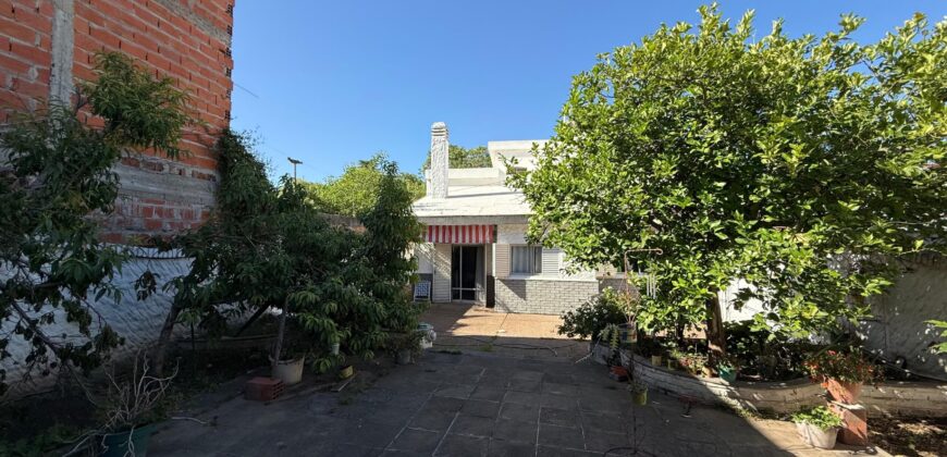 Casa en venta en Barrio Paracao sobre calle Juan Báez