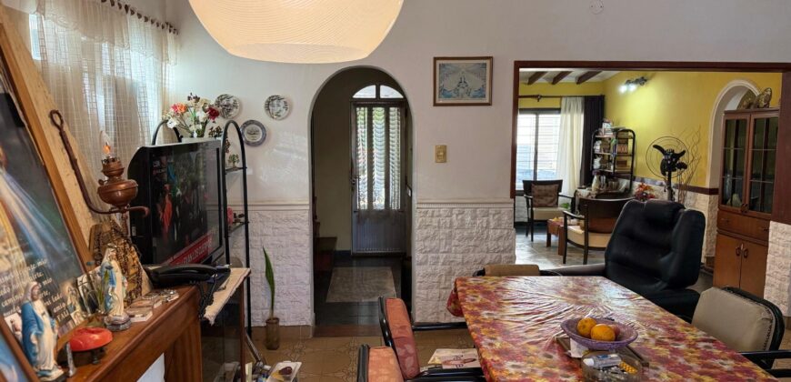 Casa en venta en Barrio Paracao sobre calle Juan Báez