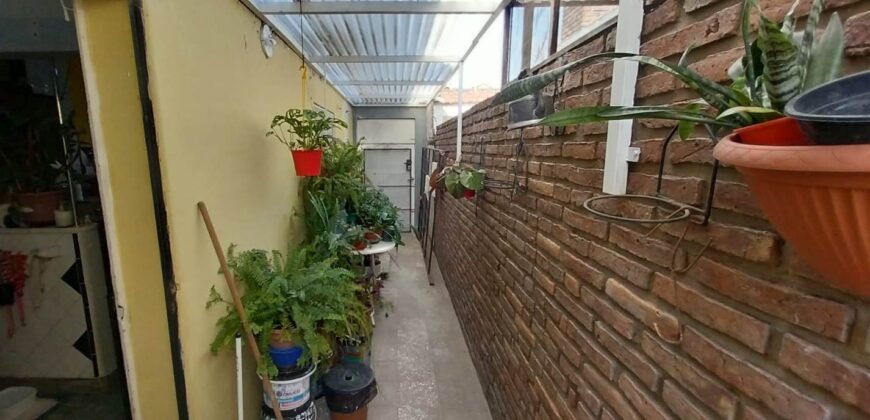 Casa en venta calle Balcarce a mts de Av Ejercito (Parana)