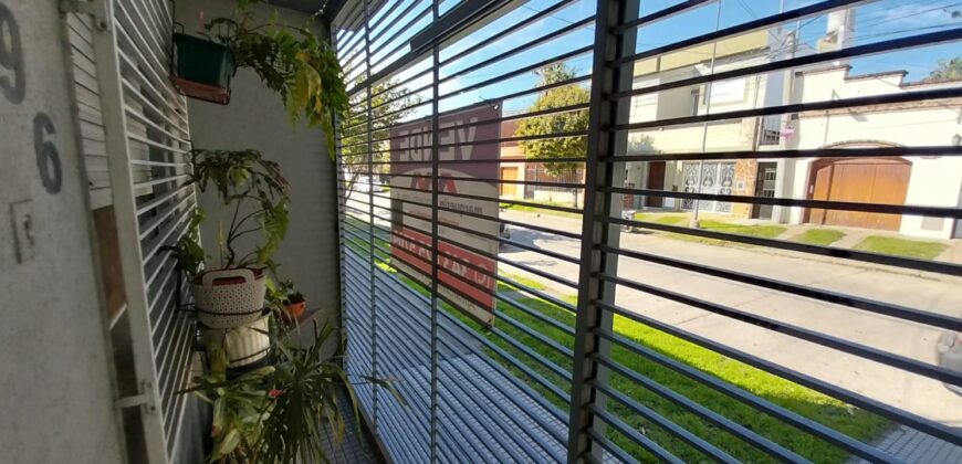 Casa en venta calle Balcarce a mts de Av Ejercito (Parana)