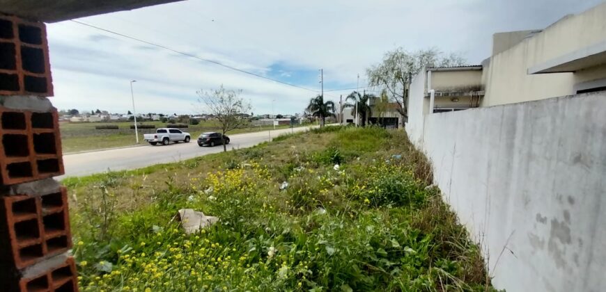 terreno en venta con m2 construido San Benito