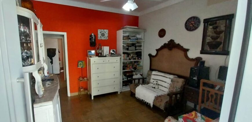 Casa en venta calle Balcarce a mts de Av Ejercito (Parana)