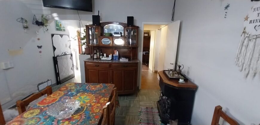 Casa en venta calle Balcarce a mts de Av Ejercito (Parana)