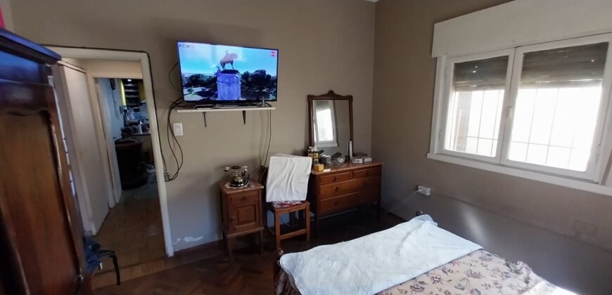 Casa en venta calle Balcarce a mts de Av Ejercito (Parana)