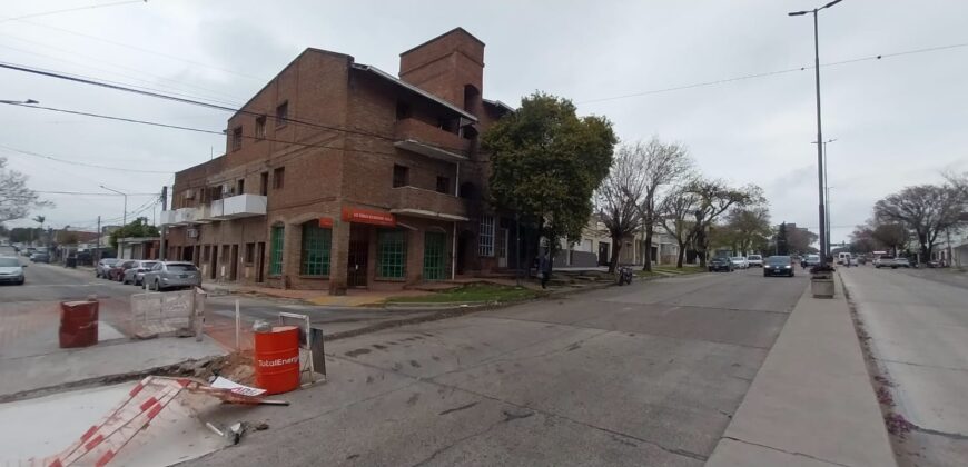 OPORTUNIDAD DEPARTAMENTO EN VENTA Av Ramirez Parana