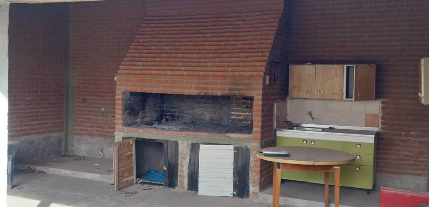 casa en venta Bazán y Bustos y Río Gualeguay (Parana)