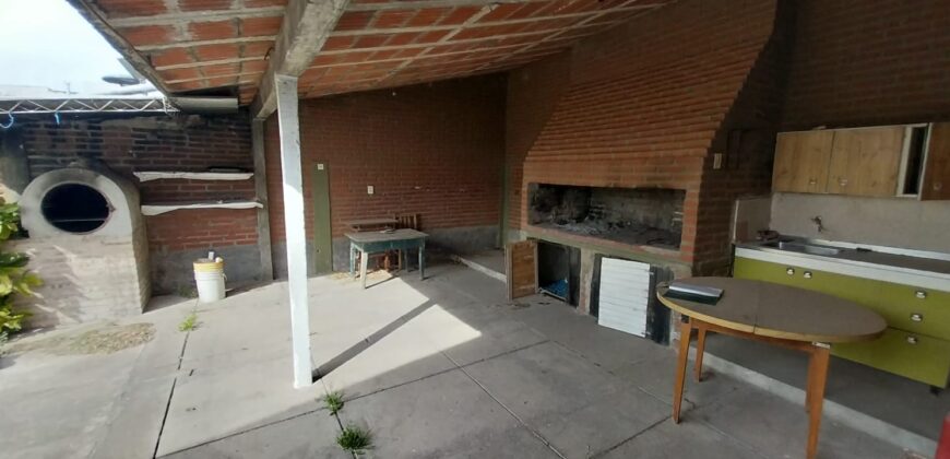 casa en venta Bazán y Bustos y Río Gualeguay (Parana)