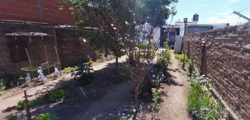 casa en venta Parana, zona gazano, 2 dormitorios