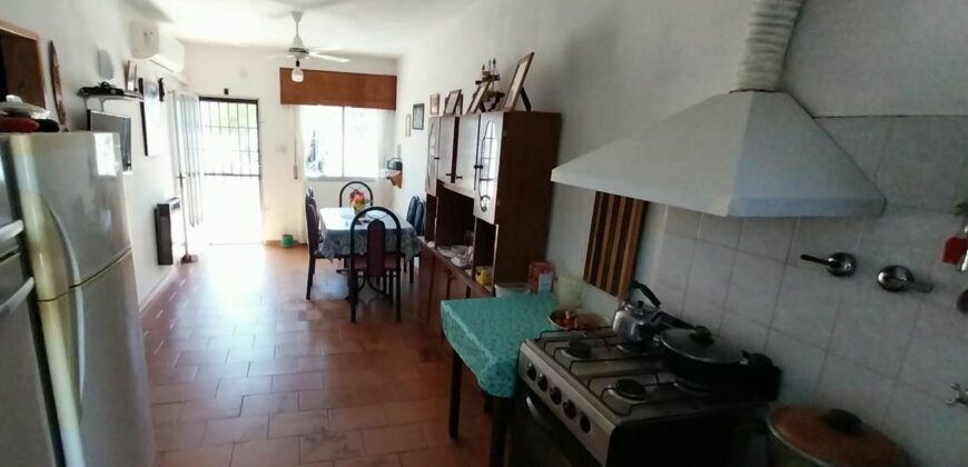casa en venta Parana, zona gazano, 2 dormitorios