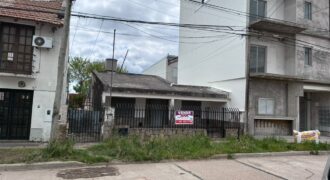 casa en venta calle Espeletta a 50m de Av. Ramirez , Parana