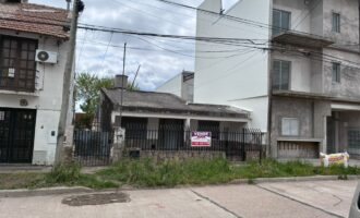 casa en venta calle Espeletta a 50m de Av. Ramirez , Parana