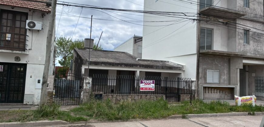 casa en venta calle Espeletta a 50m de Av. Ramirez , Parana